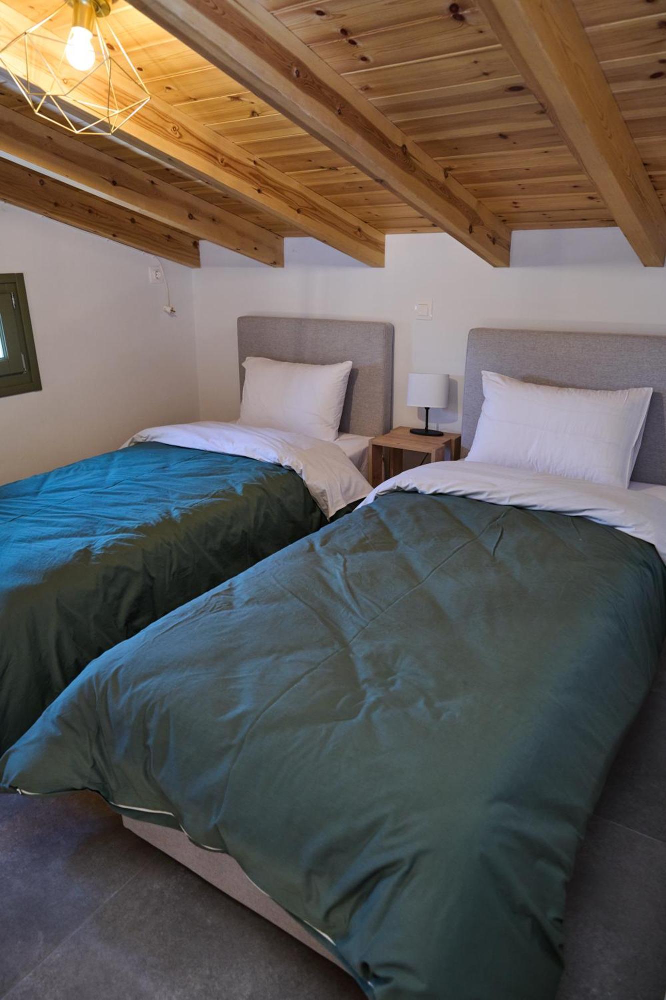 La Familia Luxury Private Maisonettes Near The Sea 기티오 외부 사진