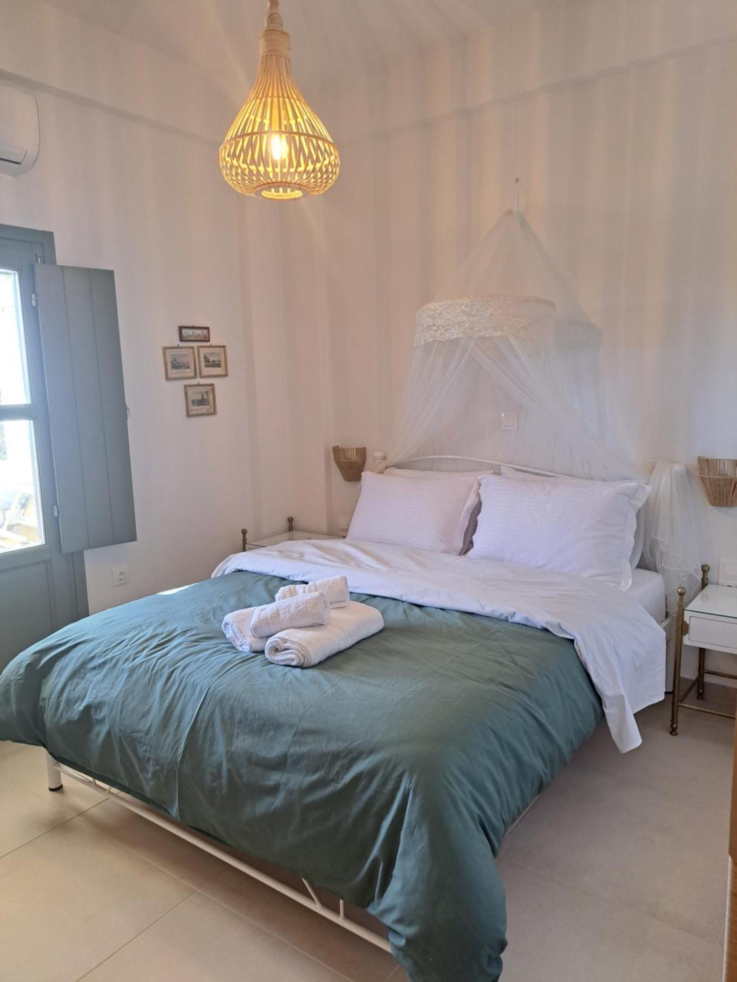 La Familia Luxury Private Maisonettes Near The Sea 기티오 외부 사진