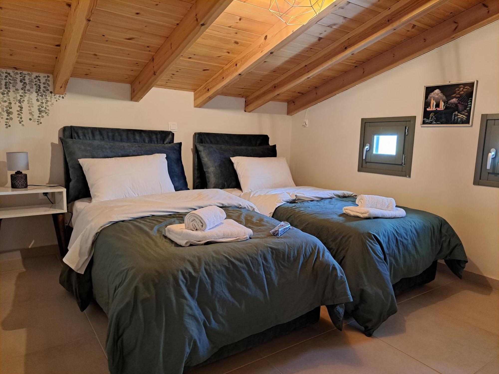 La Familia Luxury Private Maisonettes Near The Sea 기티오 객실 사진